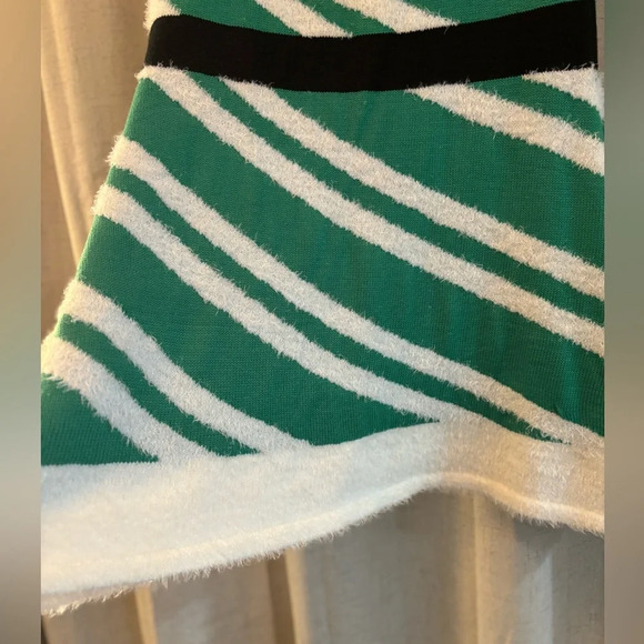 33 Degrees Elf Sweater Dress size L. Green and White Stripes with Red Bow - Picture 3 of 6